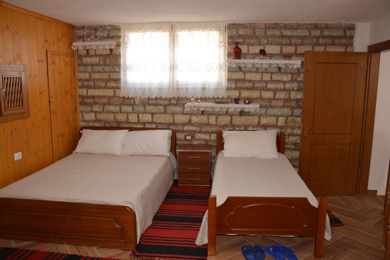Guest House Memushi Gjirokastër Exterior foto